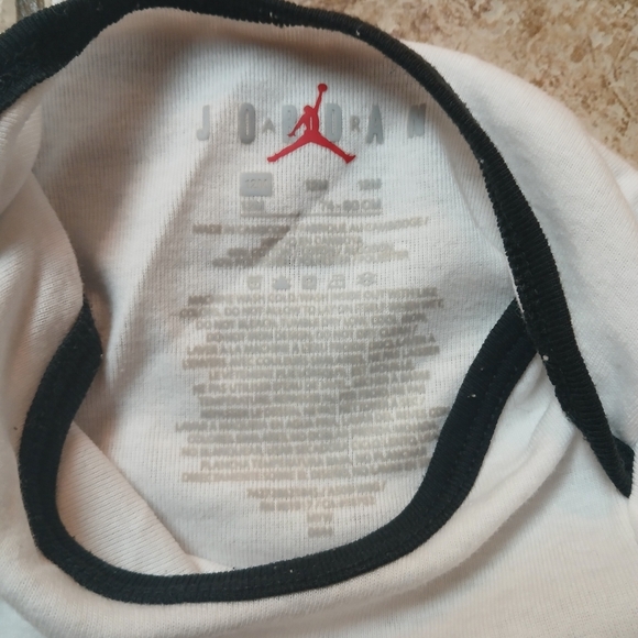 #0367 Babys 3pc. Bundle Set Size 12M Pre-owned with normal wear. - Picture 9 of 12